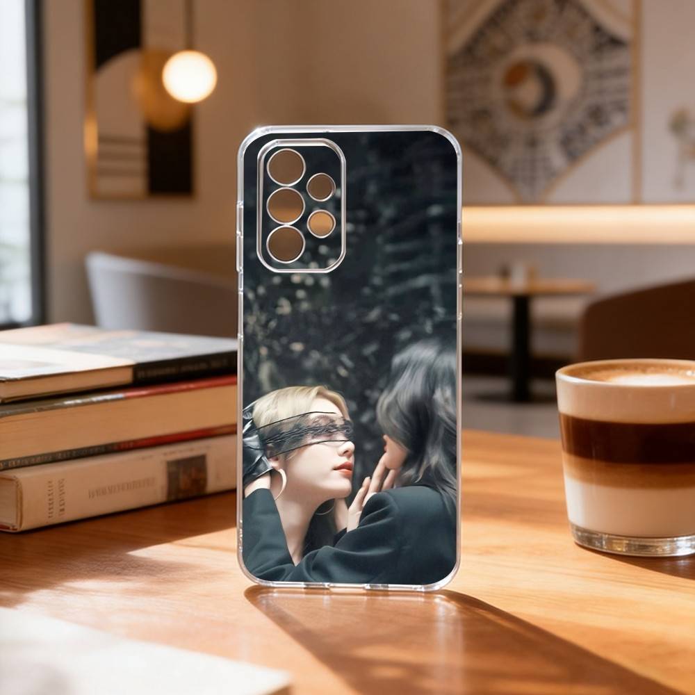 L-Lingling Kwong Actress  Phone Case For Samsung S25,S24,S21,S22,S23,S30,Ultra,S20,Plus,Fe Transparent Cover