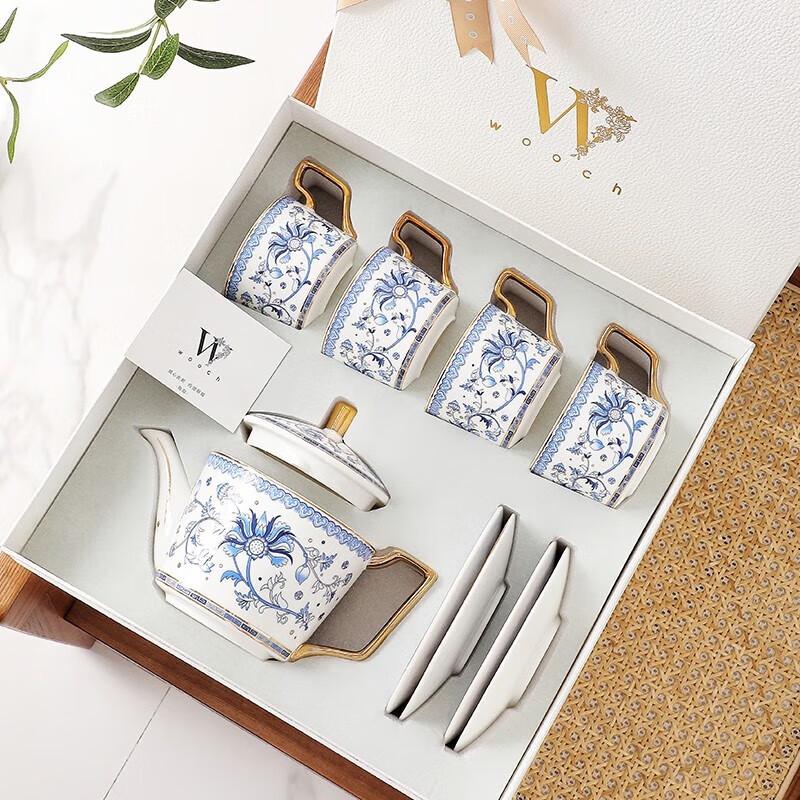 WOOCH Blue & White Porcelain Tea Set