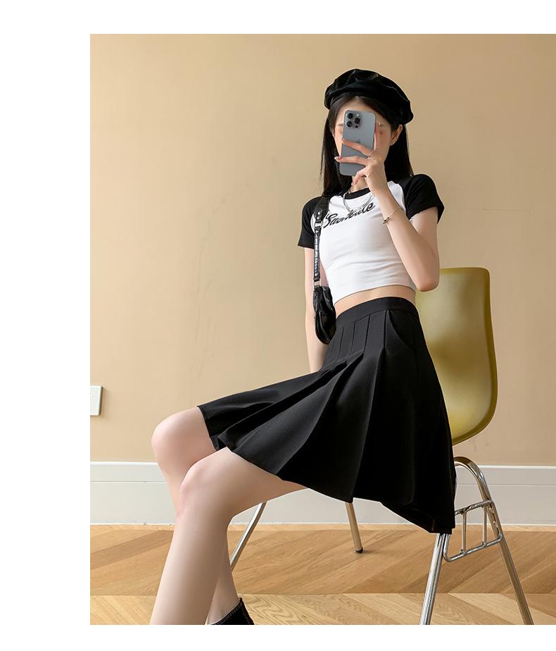 Women's Black High-Waist Pleated Skirt: Summer 2025 Collection, Slimming Academy Style with Pocket Design, Half-Length Short Skirt.