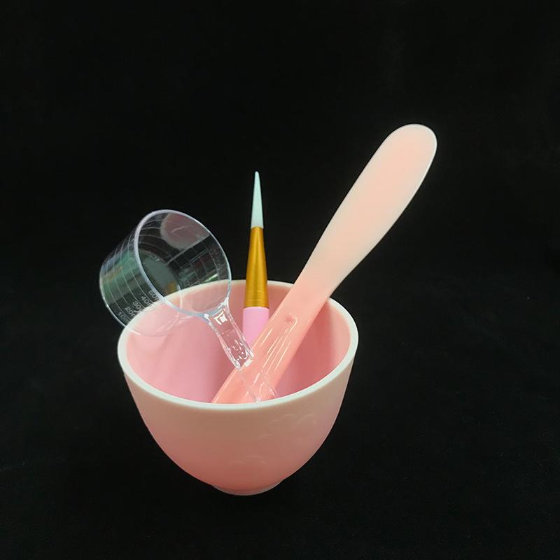 Four-Piece Clover Mixing Bowl Set: Silicone Mask Bowl & Beauty Salon Tool Kit.