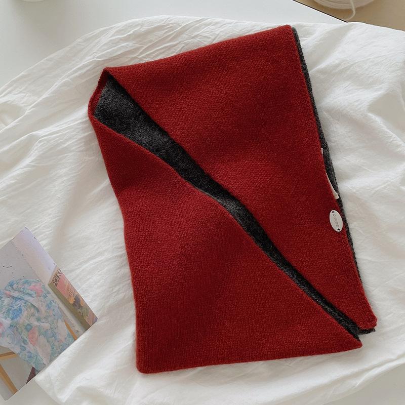 Новая осенне-зимняя атмосфера Универсальный треугольный шарф Модный темперамент Высококачественный шарф Женский теплый шарф 120*38cm