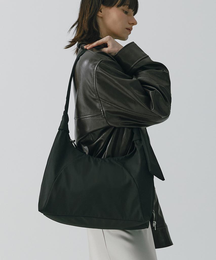 Beipril Radi Crossbody Bag (Black)