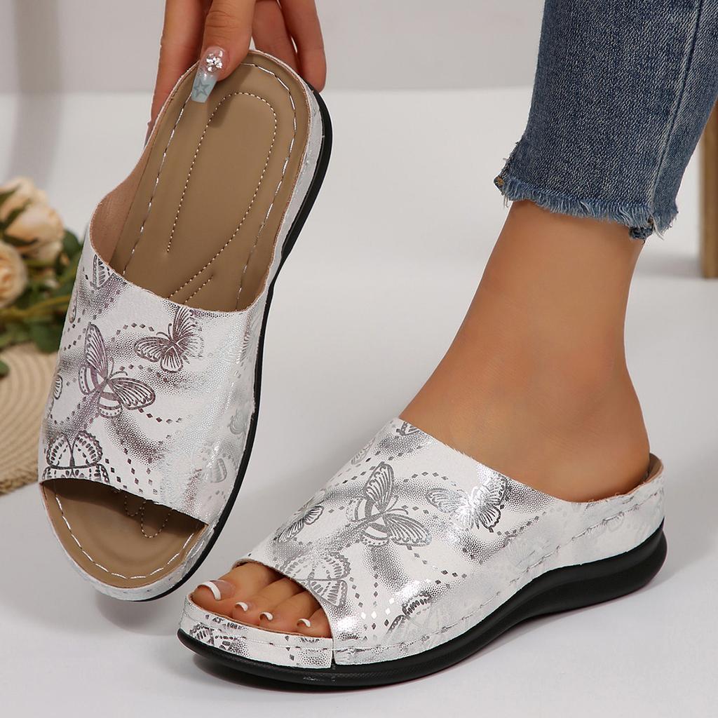 Large size 22 summer new butterfly fish mouth sandals hollow slope heel European and American cool slippers