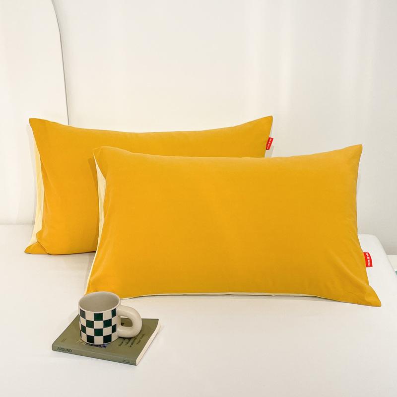 2pcs All-Cotton Washed Cotton Pillowcases, Comfortable for Bed Use, Machine Washable, Suitable for All Seasons.