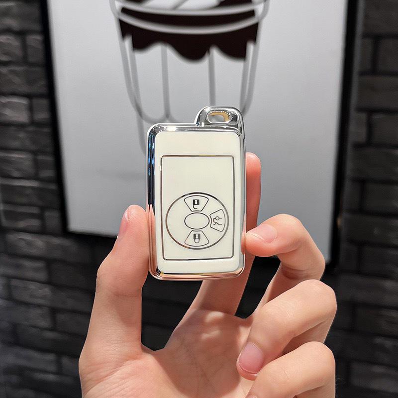 

TPU Protective Shell for Toyota Key - Compatible with Previa, RAV4, Land Cruiser, Reiz, and Highlander