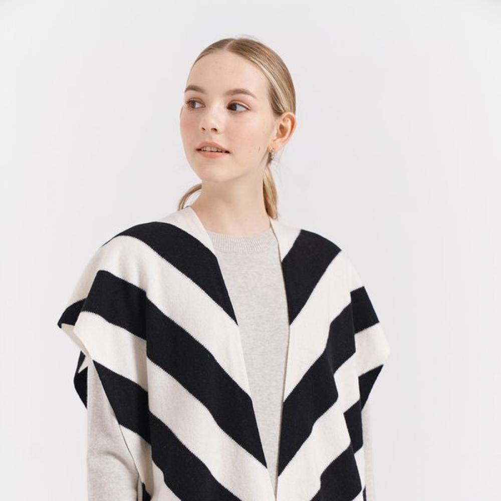 Dal Cashmere Shawl Cape Black White