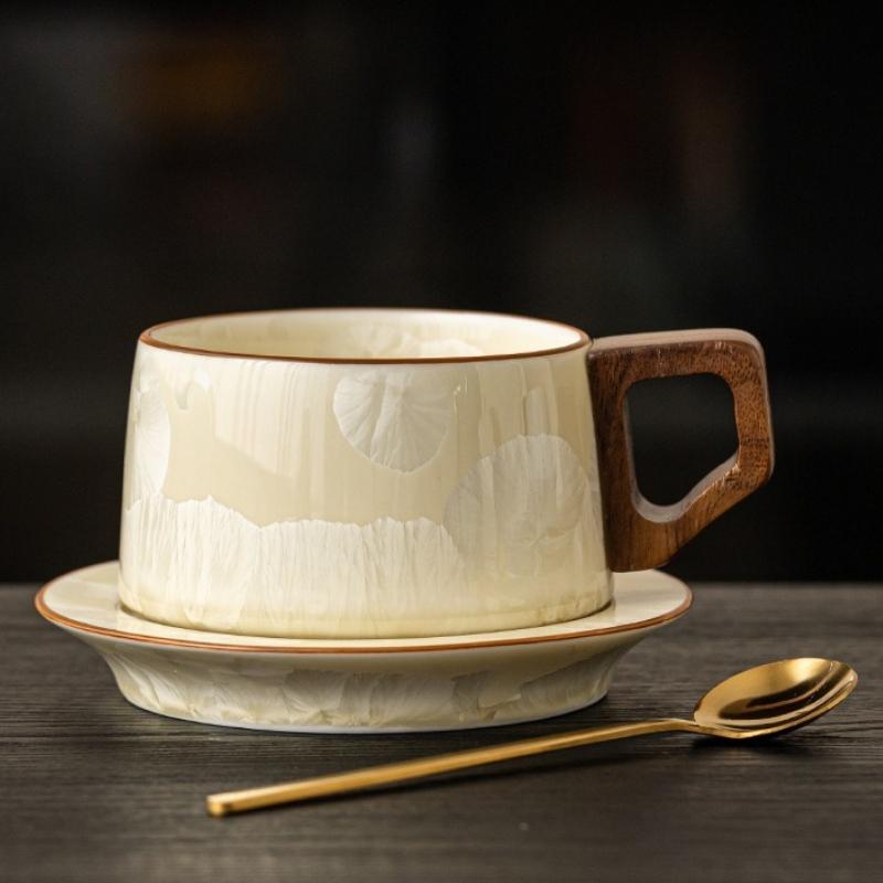 Chinese Style Wooden Handle Ceramic Mug with Dish Crystalline Glaze Coffee Cups Afternoon Tea Cup Set Household Drinkware