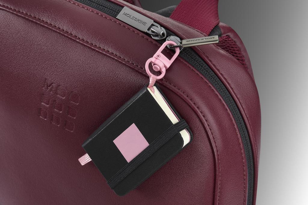 Moleskine Schlüsselanhänger Notizbuch mit BLACKPINK Kollektions-Anhänger, Schwarz und Rosa, SKCHARMNTB7932BP04