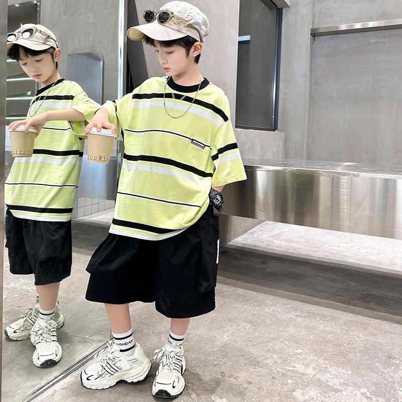 Children's Summer Sports Set 2026 New Fashionable and Handsome Short sleeved Summer Clothes for Middle aged Children, Boys and Students