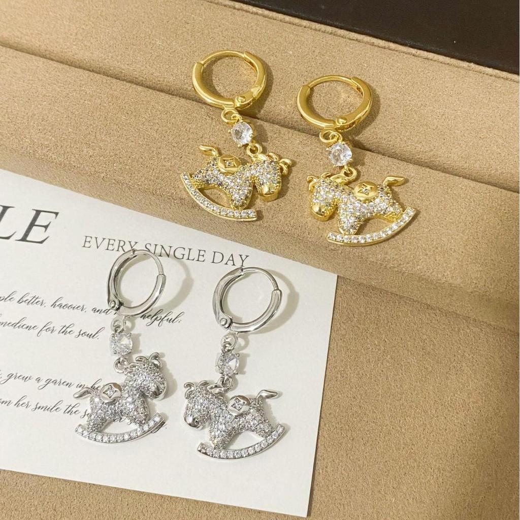 Exquisite French Zircon Micro-Pavé Horse Pendant Earrings: Elegant Women's Light Luxury, Fashionable Design