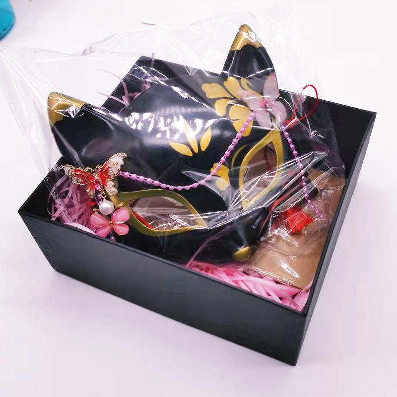 Japanese Style Half-Face Mask: Romantic Fairy Fox with Butterfly Design