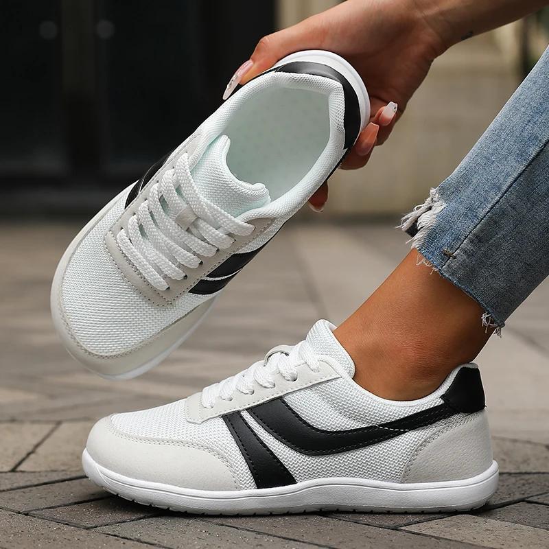 Minimalist Barefoot Shoes for Women Casual Versatile Soft Sole Wide Last Shoes Summer Breathable Comfortable Barefoot Sneakers
