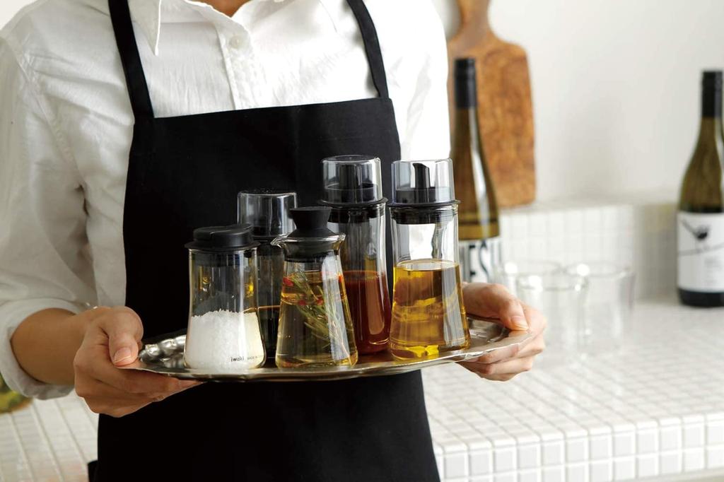 iwaki AGC Techno Glass Glass Soy Sauce Jug for Soy Sauce 120ml Seasoning Container with Lid Heat-resistant Drip-resistant Leak-resistant KT5031-BK