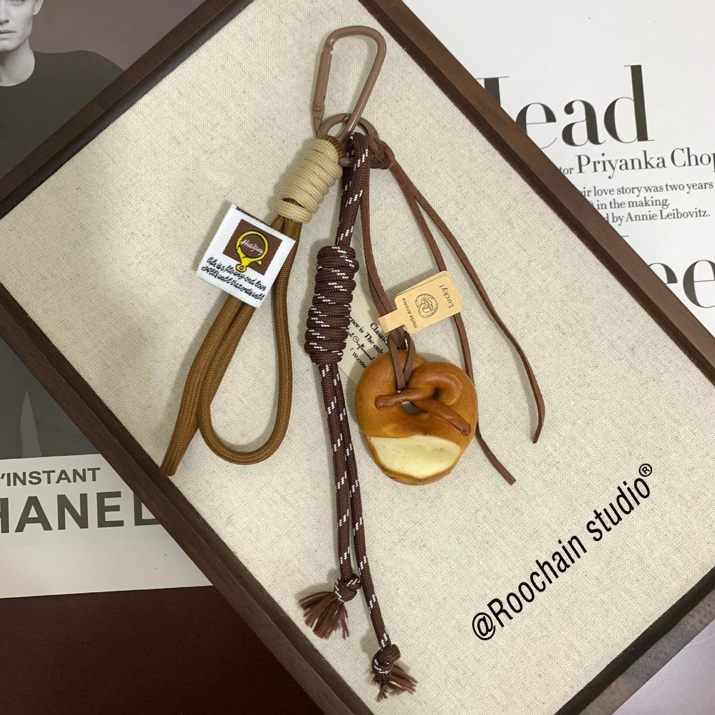 Pingentes para Bolsa Chaveiro Marrom Fofo Pão Alcalino Estilo Coreano Pingente Chaveiro Chocolate Corda de Escalada Montanha Decorativo