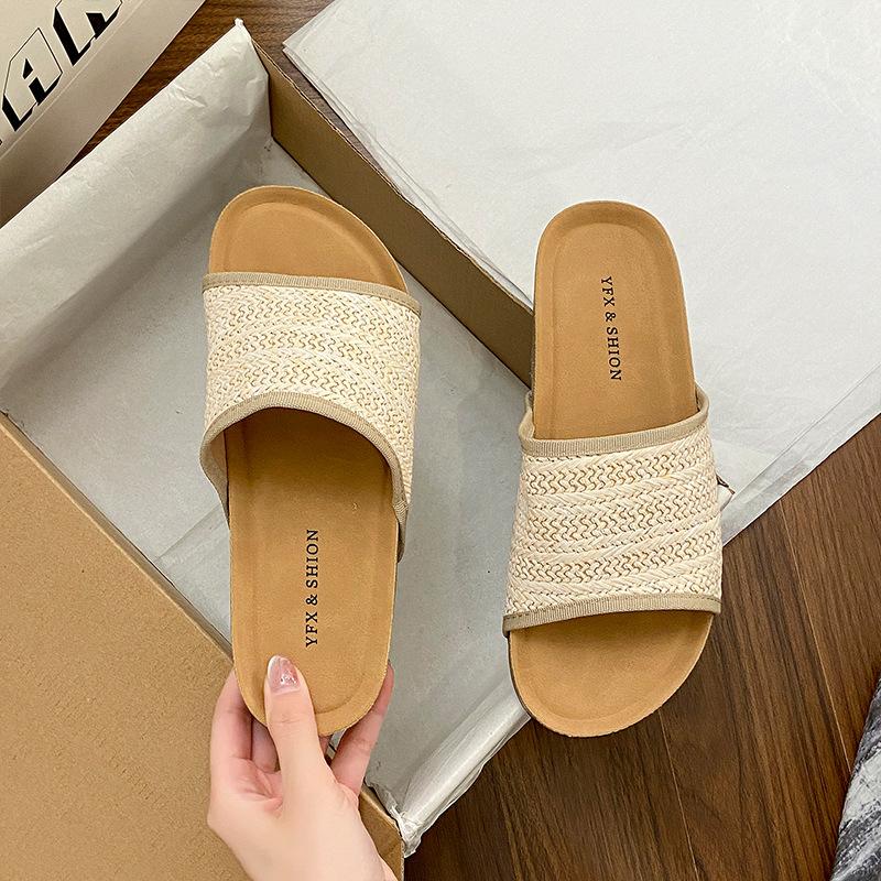 Slippers women's summer outer wear new fashion style one-word drag high-end sandals