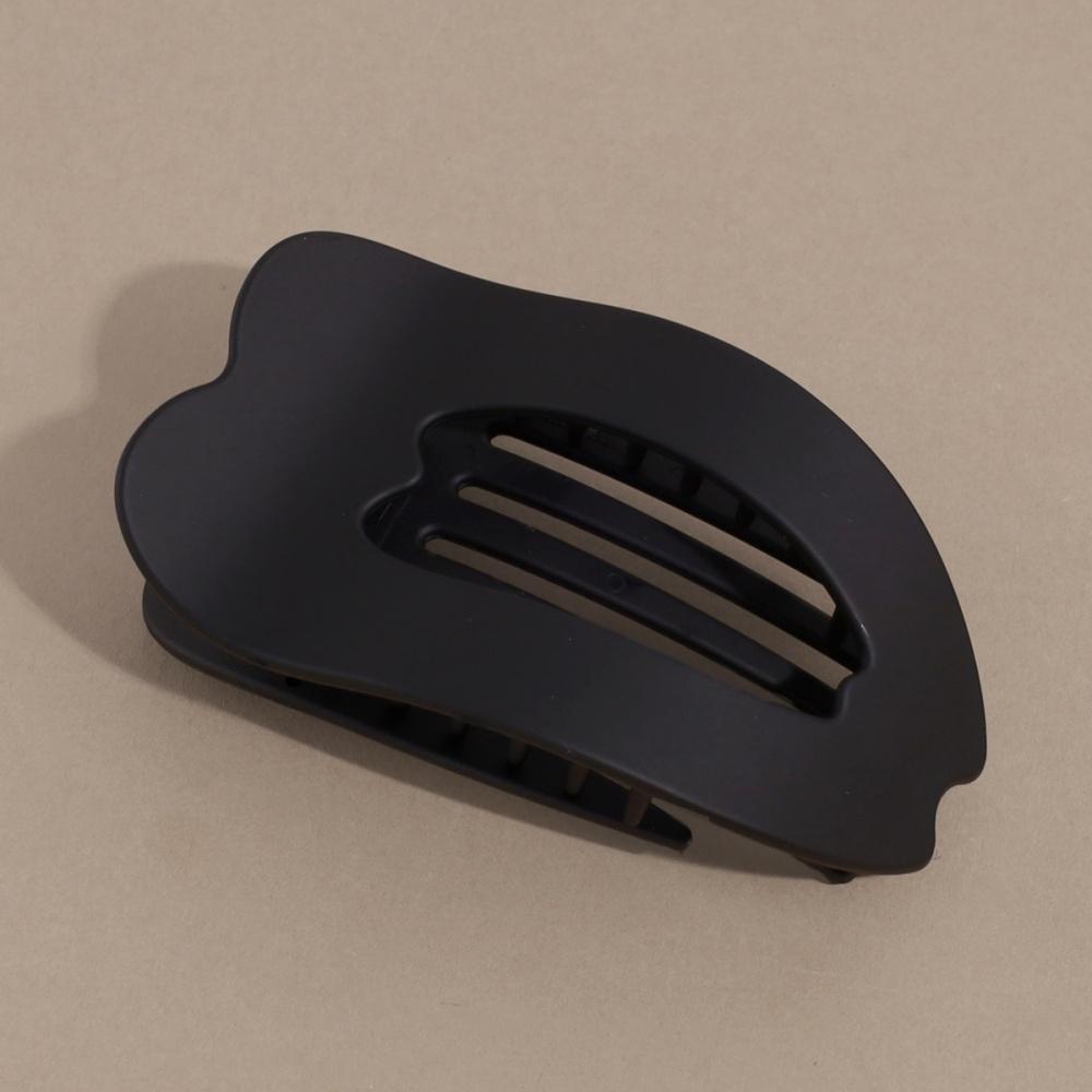 

1Pc Classic Black Heart Hair Claw, Versatile Minimalist Design, Great for Work & Casual Looks