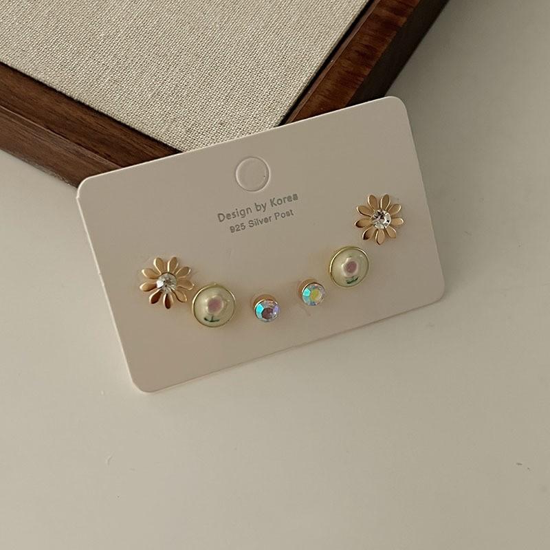 Exquisite Set, Earrings, Niche Design Earrings, Women's High-end Stud Earrings, Women's 6-piece Set