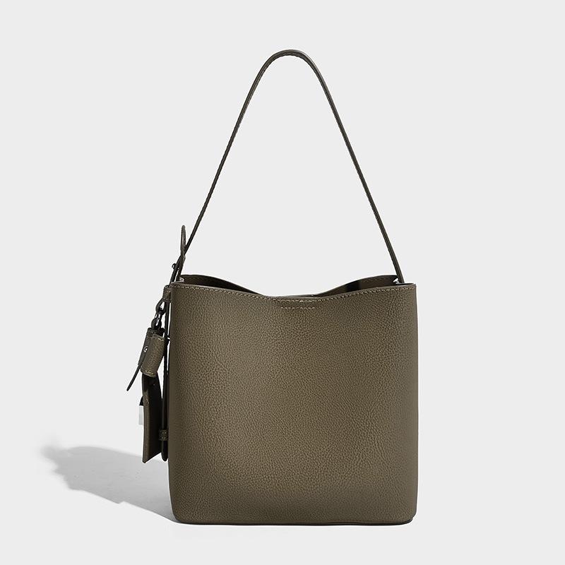 2025 New Lychee Pattern Bucket Bag Crossbody Bag European and American Retro Niche Design Large Capacity Bag Simple Women's Bag