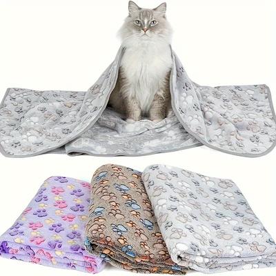 1 Pack Dog Paw Print Pet Thickened Comfortable Soft Blanket