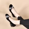Soft Leather Women's Single Shoes - One-piece Round-toe Slip-on Flats with Low Heels