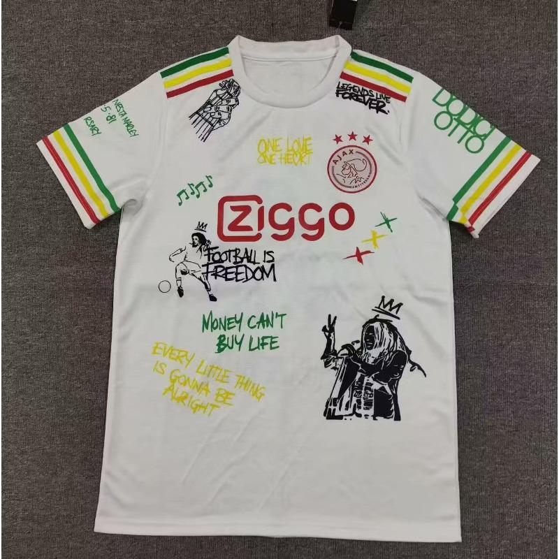 Maillots de Football Édition Spéciale en Gros Paris Ajax Real Madrid Inter Mibasa Argentine Brésil Maillots à Manches Courtes
