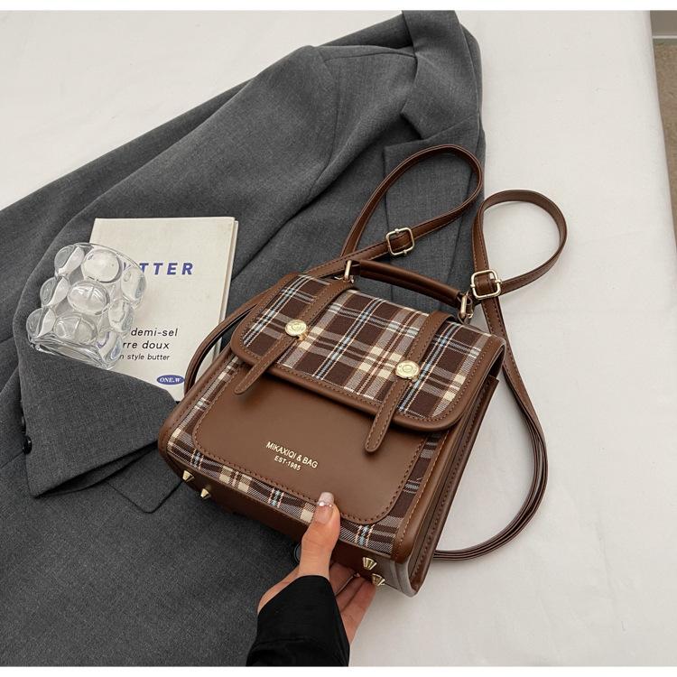 

Нишевый дизайн женский рюкзак 2025 новый осенне-зимний модный высококлассный маленький рюкзак многофункциональная клетчатая сумка