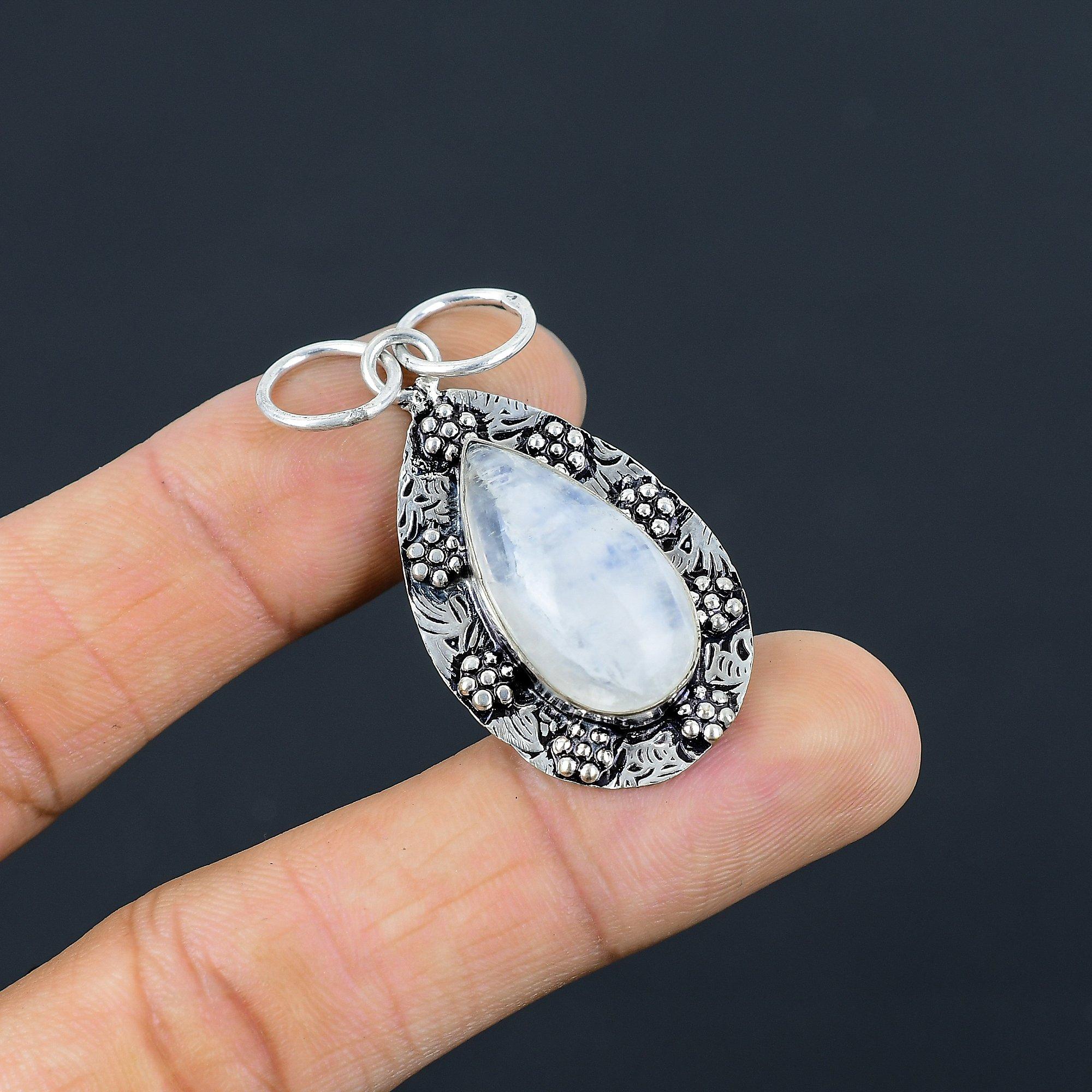 Daughters Day Deal 925 Silver Rainbow Moonstone Gemstone Bezel Pendant Jewelry