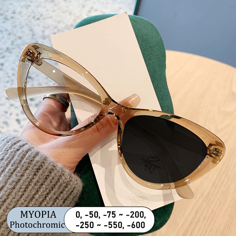 Fashion Ladies Cat Eye TR Frame Anti Blue Light Prescription Myopia Glasses Photochromic Custom Design