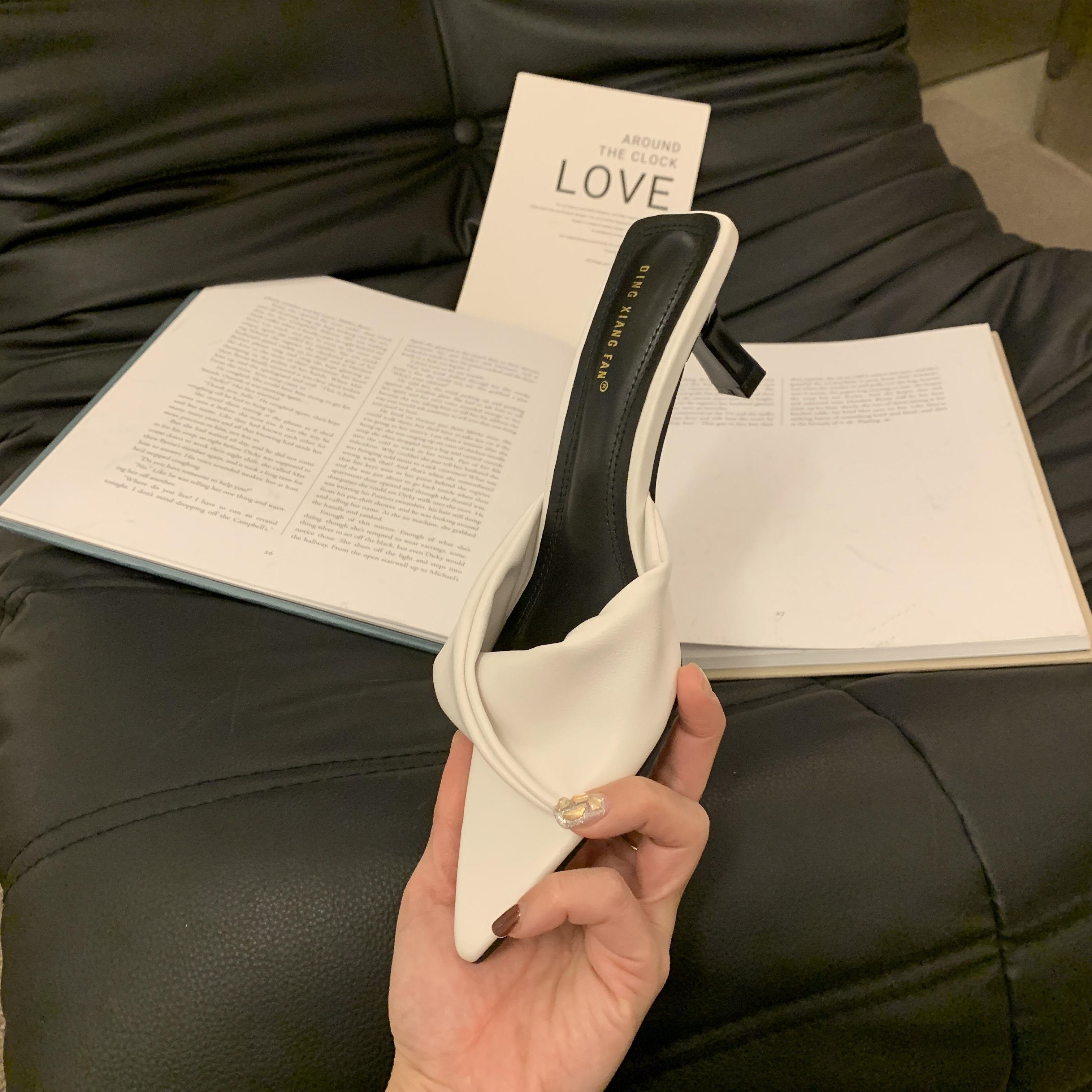 

Летние модные простые женские тапочки на высоком каблуке, однотонные удобные повседневные тапочки, модные тапочки 39