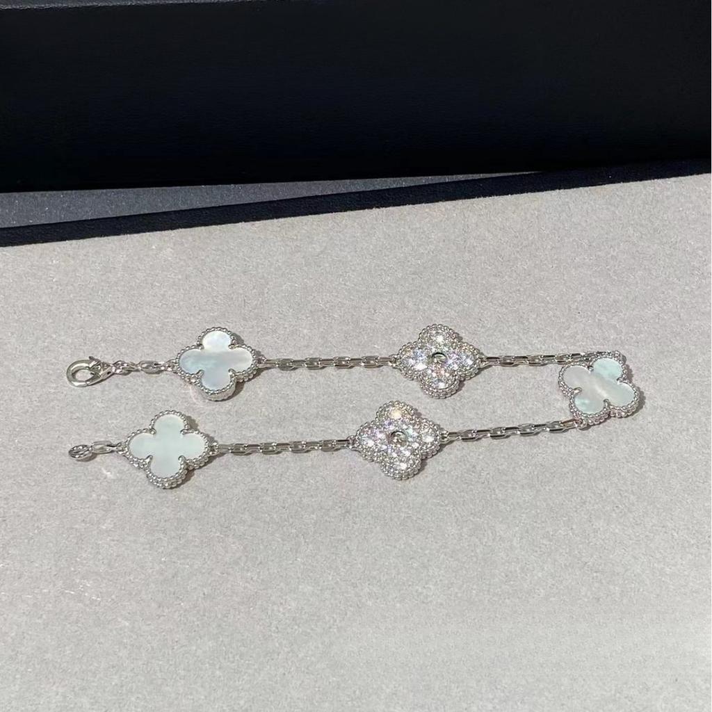 Kleeblumen-Armband aus weißem Perlmutt, nicht verblassend, aus natürlichem Achat, Vierblättriges Kleeblatt-Armband