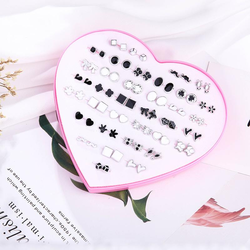 E2238 Simple And Fashionable 36 Pairs Of Peach Heart Box, Oil Dripping Plastic Earrings, Earrings, Studs.