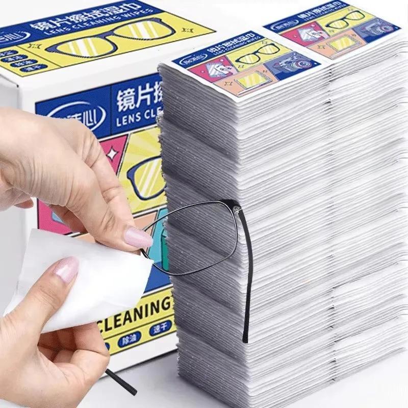 200 Pieces Glasses Wipes Anti-fog Screen Cleaning Cloth Accessories Alcohol Wipe Pad Lens Cleaning Wipes Microfiber Tools