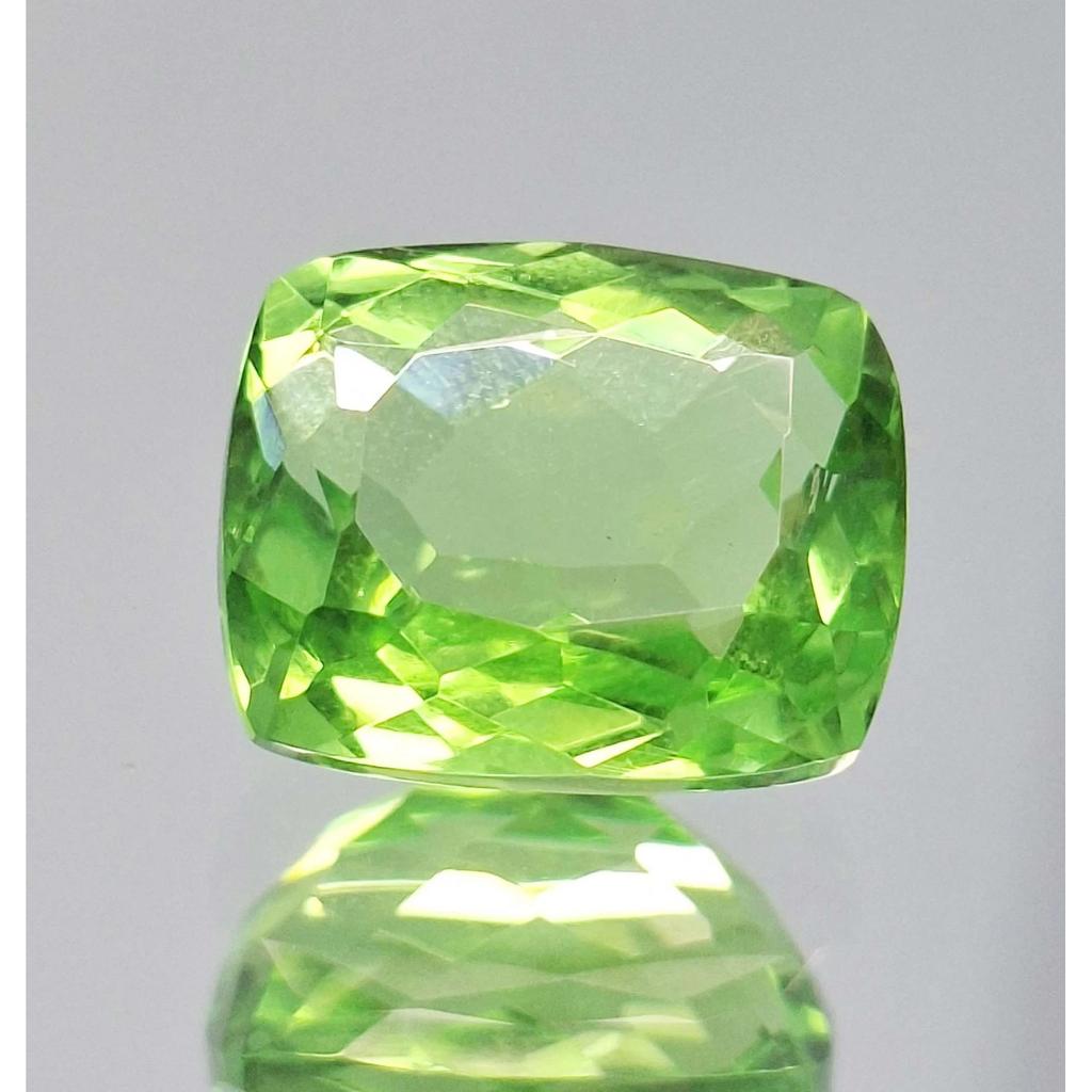 Cushion Cut Natural Peridot Green 10-12 Ct Beautiful Certified Loose Gemstone