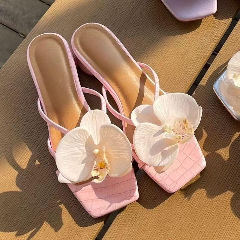 

Fashion New Style Fashion Women High Heels Sandals Brand Luxury Designer Elegant Shoes Women Casual Fashion Outdoor Summer Sandals 35
