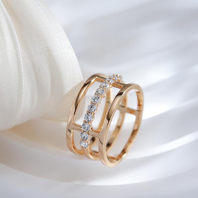 Einfacher Rosegoldfarbener Geometrischer Breiter Großer Ring Für Frauen Natürlicher Zirkon Glänzendes Metall Moderner Party-Trend Täglicher Schmuck