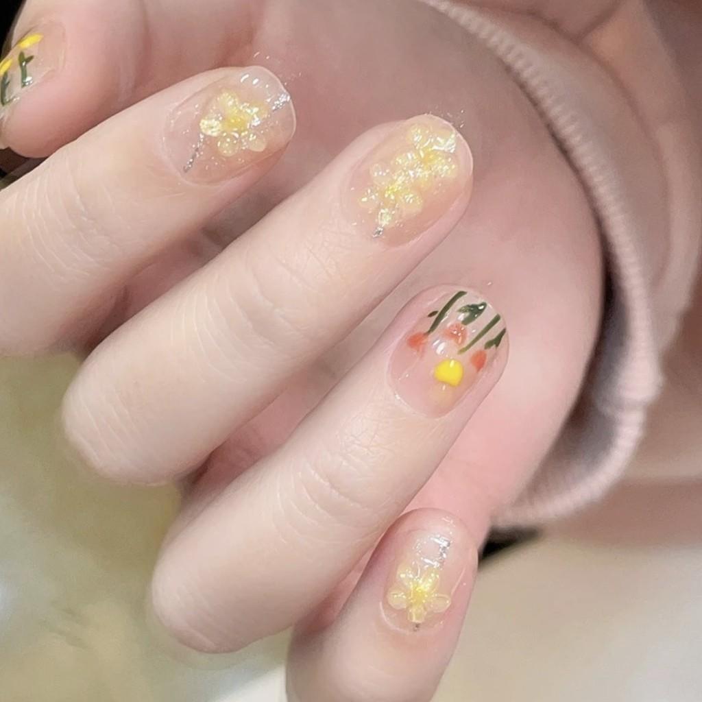 Ice Transparent Short Nude Flower Cute Milk Yellow Fresh Wearable Nail Sticker