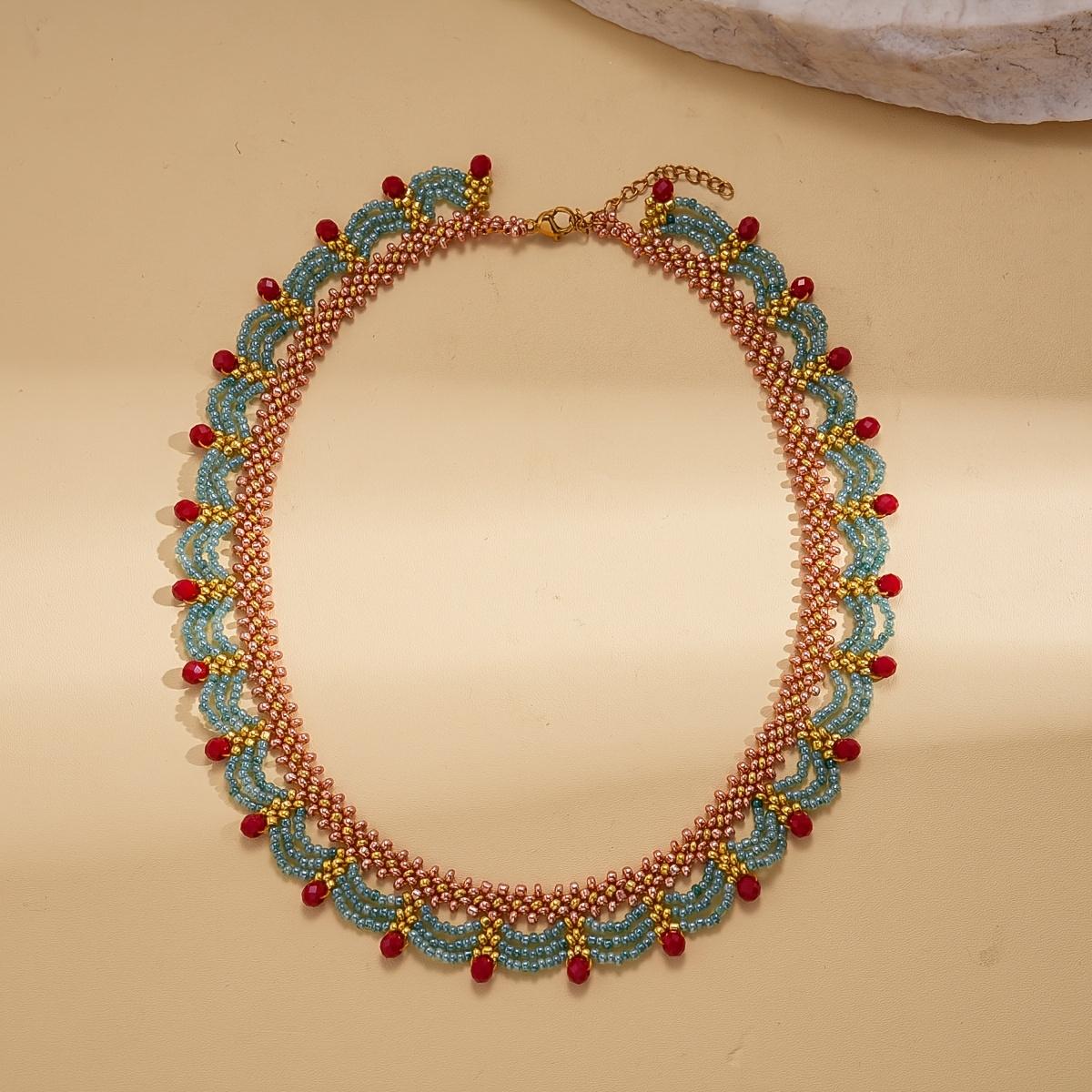 1PC Girls Multi-layer Glass Bead Round Beaded Lace Necklace, Niche Fashionable and Elegant High-end Necklace Necklace.
