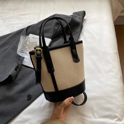 1Pc 2025 Explosion Contrasting Color Bucket Bag Women's Versatile Shoulder Messenger Commuter Bag Urban Simple Premium Wind Bag