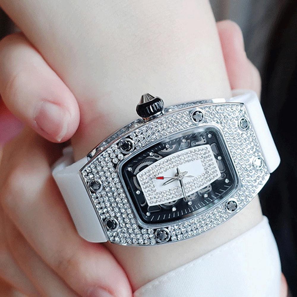 New Luxury Diamond Watch For Women Elegant Tonneau Original Design Watches Fashion Ice Out Sport Rubber Strap 3ATM Waterproof