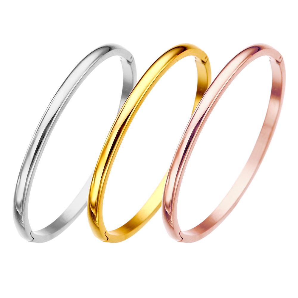 Trendy Women's Stainless Steel Ring Bracelet with Smooth Arc Buckle - Simple and Fashionable Design