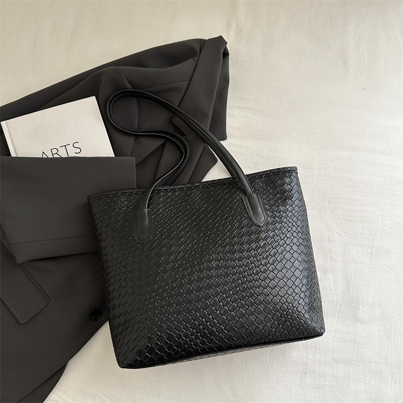 Tote Bag Woven Large-capacity Handbag, Women's 2025 Autumn New Simple Underarm Texture Shoulder Bag