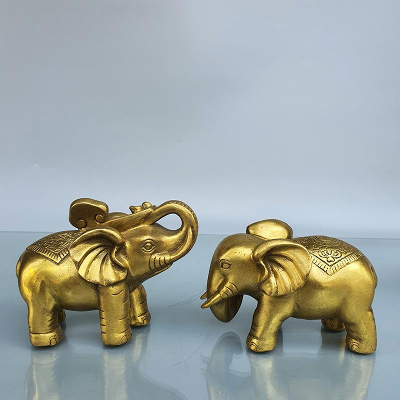 Exquisitely crafted brass elephant ornaments, symbolizing fortune and wealth, water-absorbing auspicious elephants, home decor c
