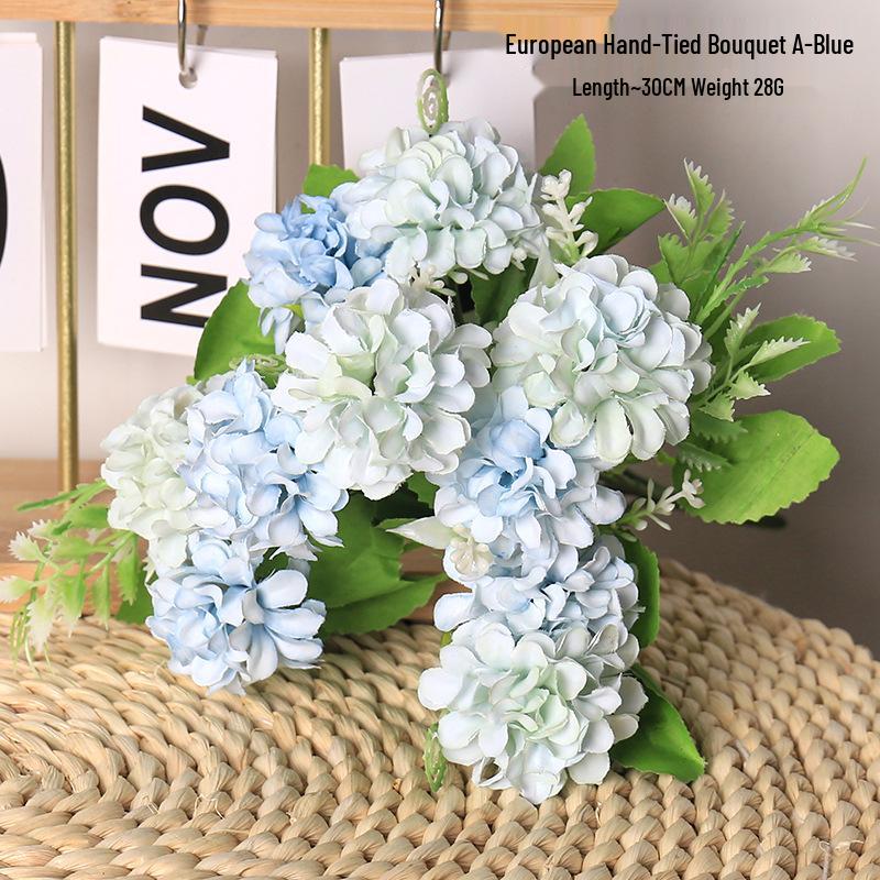 Kleiner gemischter künstlicher Strauß im europäischen Stil mit Hortensie und Chrysantheme