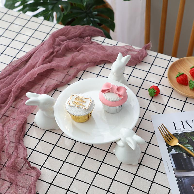 White Ceramic Rabbit Tray Creative Candy Tray Wedding Birthday Cake Tray Stand Dessert Table Tea Dessert Stand Display Plate