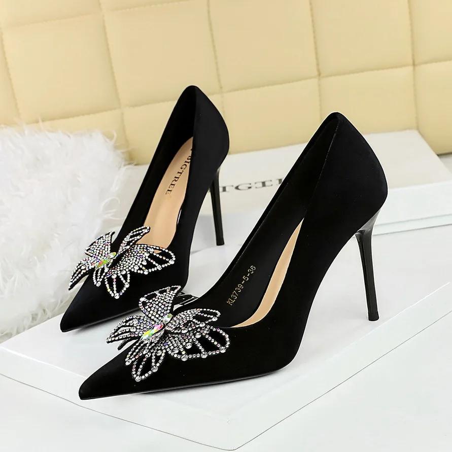 Fashion 2025 Spring Bowknot Rhinestone Women Pumps Luxury Banquet Shoes Women 9 Cm Heels Stilettos Pointed End High-heeled Shoes Lady