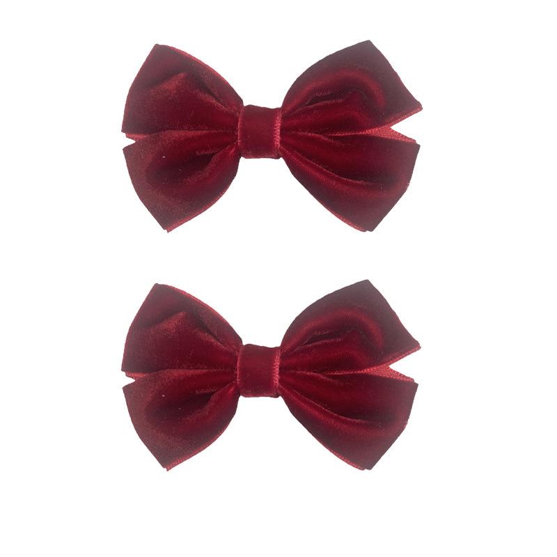 Retro Velvet Bow Hair Clip - Elegant Velvet Fabric Accessory for Girls