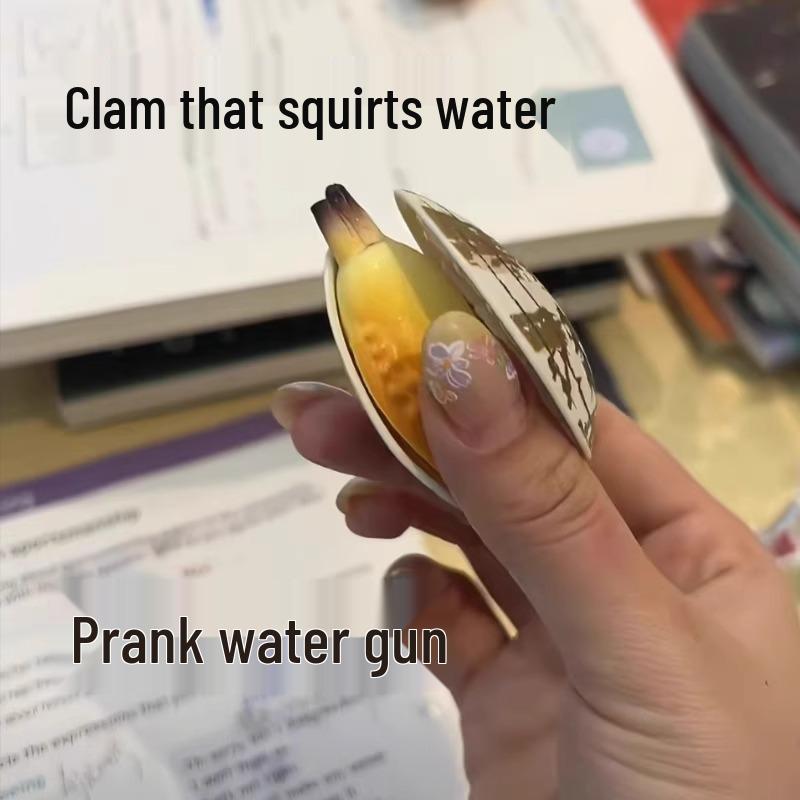 Clam Shell Water Gun: Funny Prank Toy for Simulation and Stress Relief
