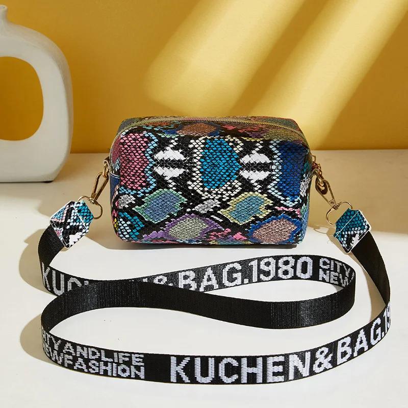 Модная маленькая квадратная сумка для женщин из искусственной кожи — фото 7