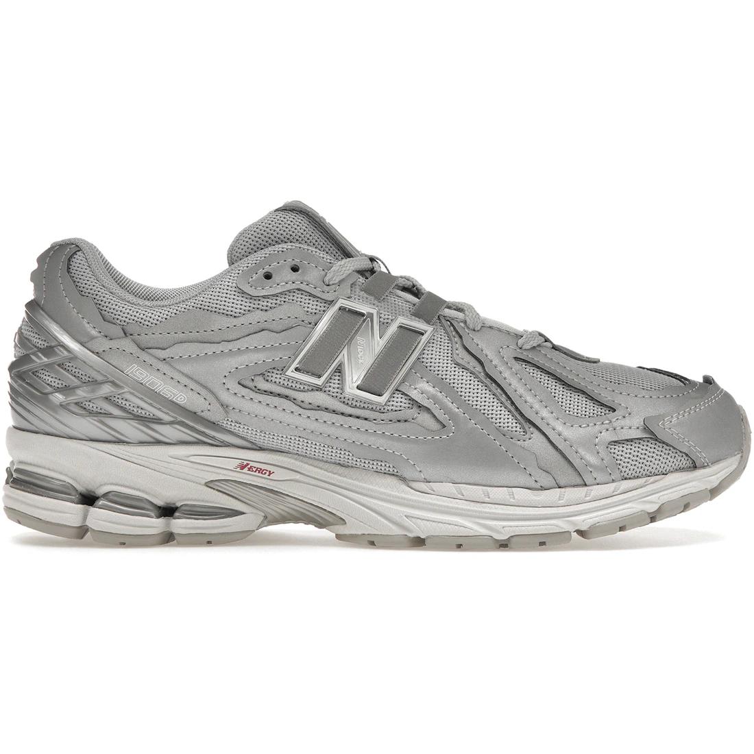 

Кроссовки New Balance 1906D Protection Pack Серебристый металлик(М1906ДХ) 38.5