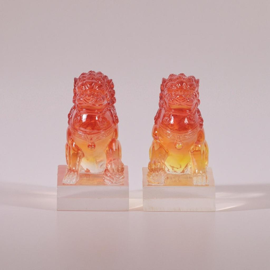 Lion Figurines Chinese-Styled Standing Ornaments Carved